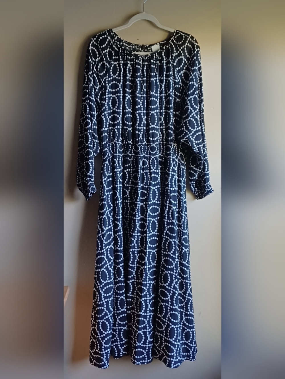 H&M  Black and White Patterned Midi Dress XL